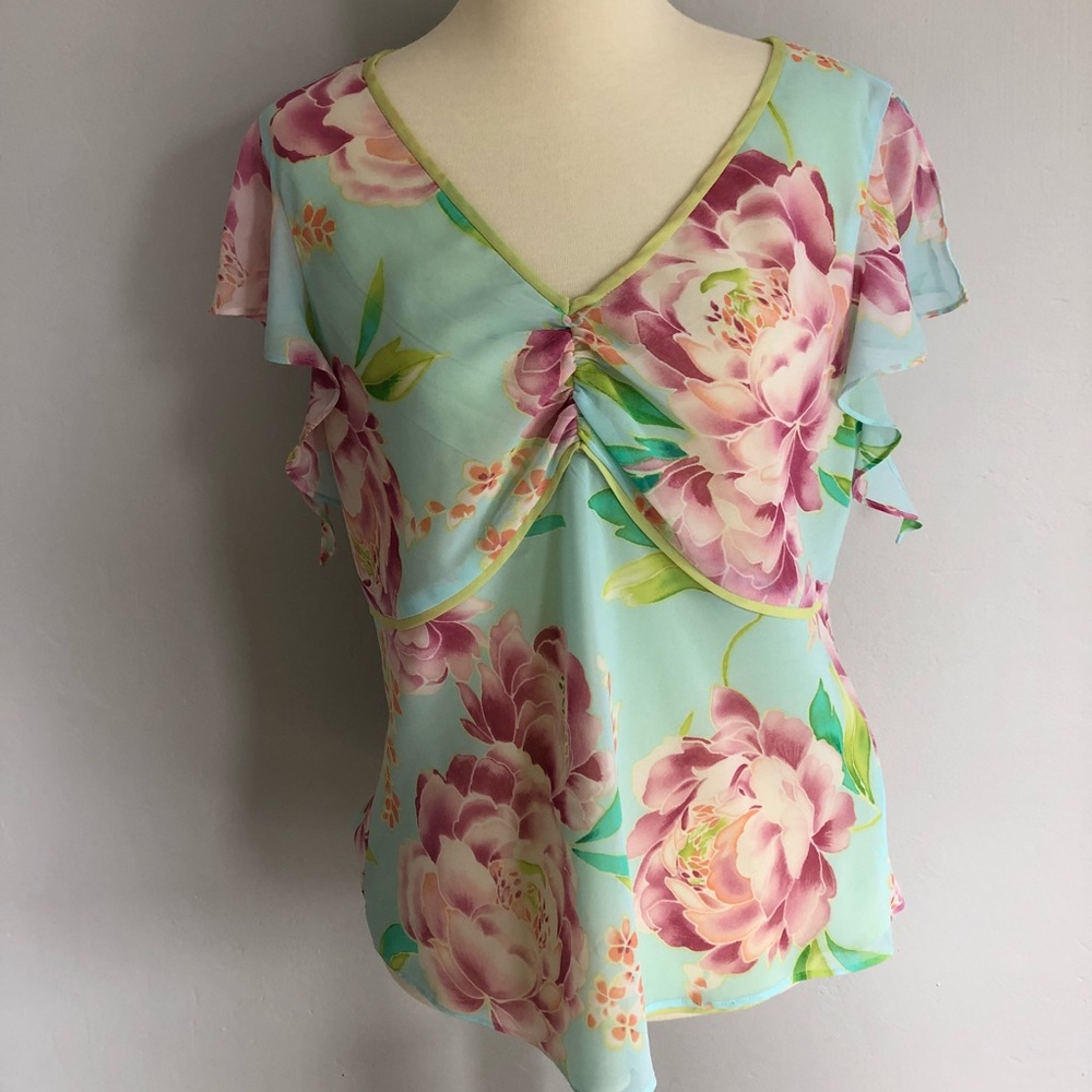 Beautiful Floral top by Nine & Company EUC sz 12